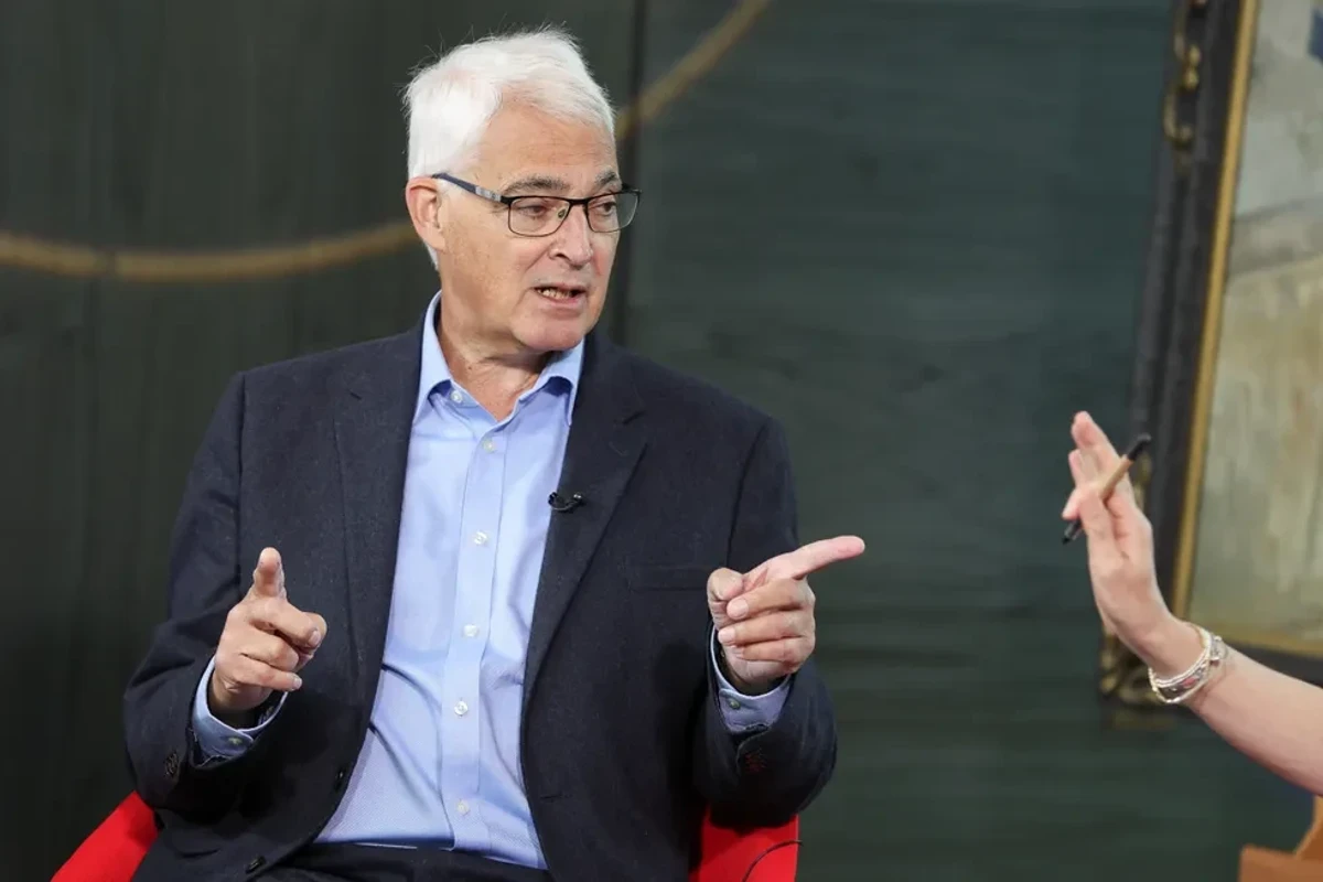 Alistair Darling: A Key Figure in British Politics