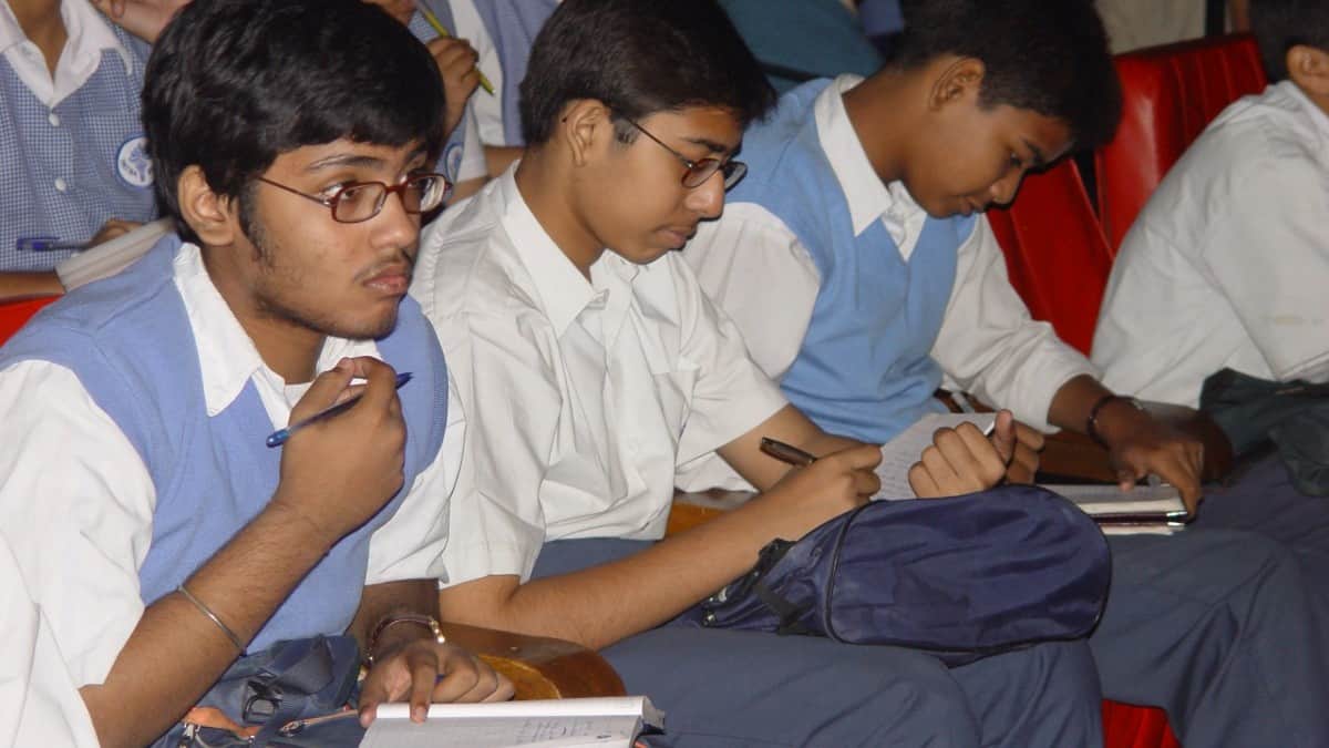 icse class 10th physics paper — IN news