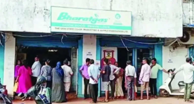 lpg gas cylinder shortage — IN news