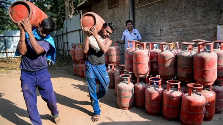 lpg gas cylinders — IN news