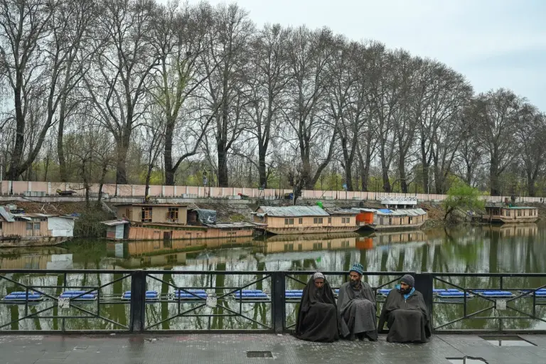 weather srinagar — IN news