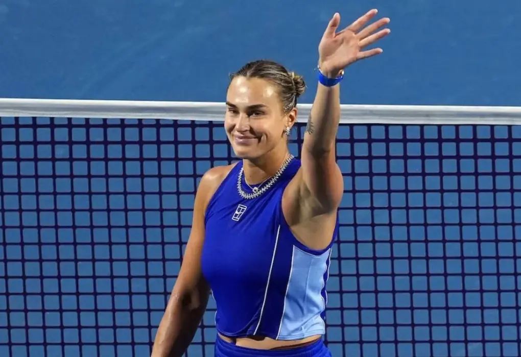 Cincinnati Open: Aryna Sabalenka wins but Daniil Medvedev's frustrations boil over